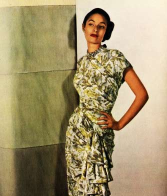 1940s Fashion: Women & Girls | Styles, Trends & Pictures
